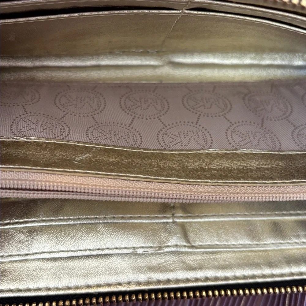 Michael Kors Jet Set Travel continental embossed leather wallet black